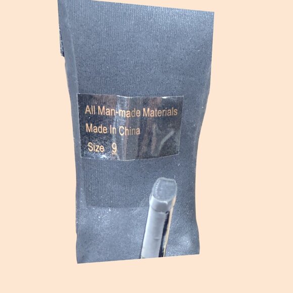 Wild Diva Lounge 64 Sexy Stud Patent Leather Stiletto Black Beige Heels Size 9 - Picture 5 of 16